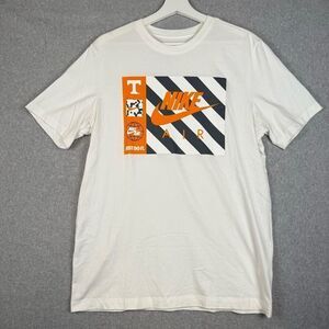 The Nike Tee Mens Size Medium Tennessee Volunteers T Shirt Short Sleeve White